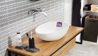 SAVONT Original Magnetic floating soap holder | Always dry & clean | Soap dish dispenser drainer for shower or sink